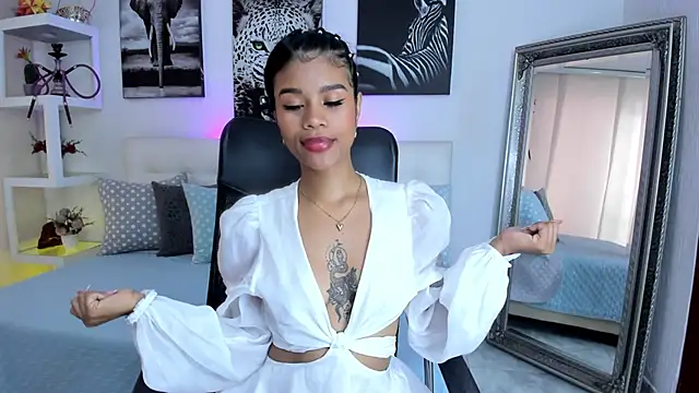 Snapshot of lilith-lior chatting on May 12, 12:24 pm lilith-lior online show from May 12, 12:24 pm