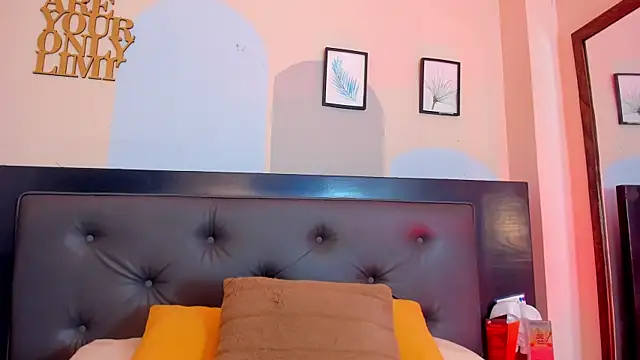 Snapshot of Boy_Mathew chatting on June 18, 11:25 am Boy Mathew online show from June 18, 11:25 am