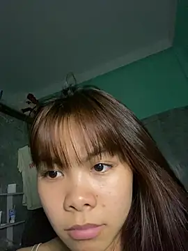 Snapshot of Cry_sexy chatting on May 8, 6:57 pm Cry sexy online show from May 8, 6:57 pm