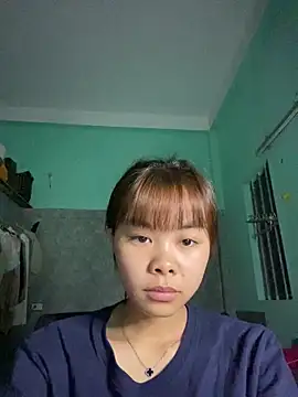 Snapshot of Cry_sexy chatting on May 10, 7:52 pm Cry sexy online show from May 10, 7:52 pm