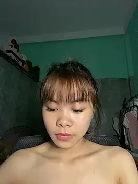Snapshot of Cry_sexy chatting on May 26, 6:26 pm Cry sexy online show from May 26, 6:26 pm