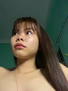 Snapshot of Cry_sexy chatting on June 6, 8:02 pm Cry sexy online show from June 6, 8:02 pm