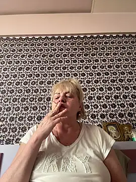 Snapshot of AnastasiaGrey777 chatting on June 23, 5:38 am AnastasiaGrey777 online show from June 23, 5:38 am