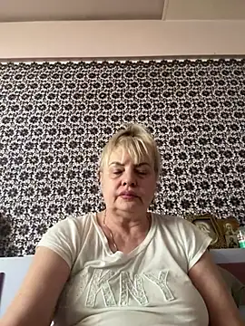 Snapshot of AnastasiaGrey777 chatting on June 27, 5:01 am AnastasiaGrey777 online show from June 27, 5:01 am