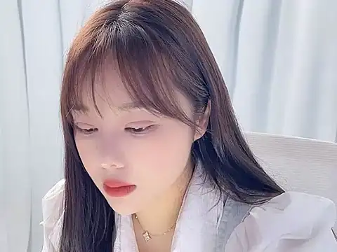 Qingqing19 online show from May 18, 1:56 am