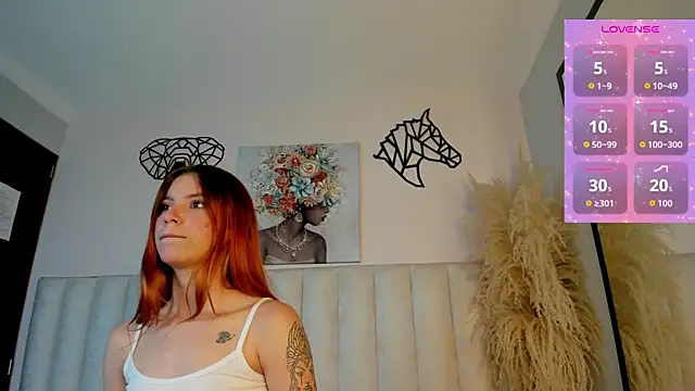 Snapshot of Kira_Venom chatting on June 17, 12:18 pm Kira Venom online show from June 17, 12:18 pm
