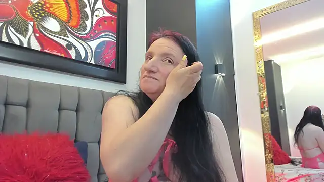Snapshot of CloeMature chatting on July 5, 2:29 am CloeMature online show from July 5, 2:29 am