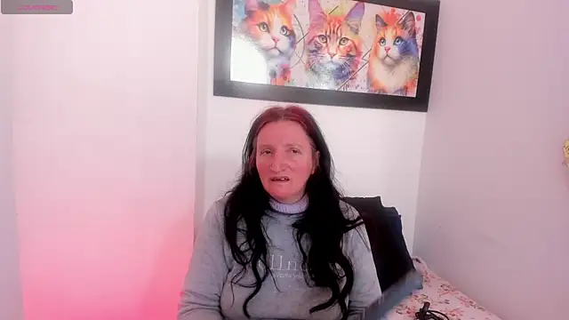 Snapshot of CloeMature chatting on July 26, 3:14 am CloeMature online show from July 26, 3:14 am