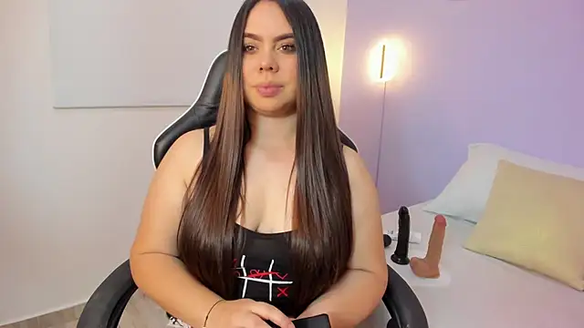 Snapshot of luna_blazze_ chatting on June 19, 12:42 pm luna blazze online show from June 19, 12:42 pm