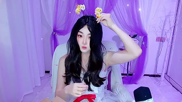 Snapshot of Tili_Lucky chatting on June 28, 1:11 am Tili Lucky online show from June 28, 1:11 am