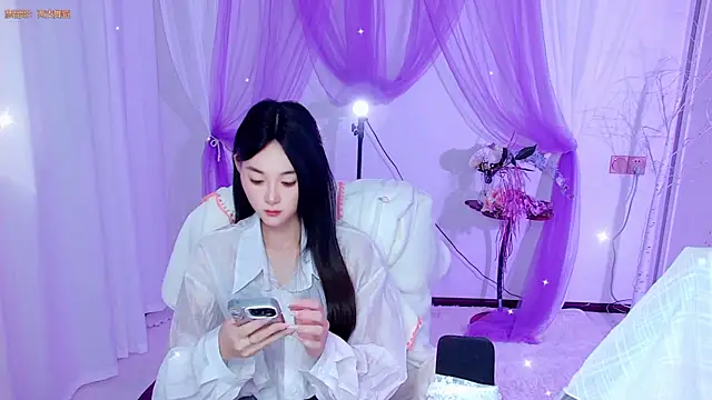 Snapshot of Tili_Lucky chatting on July 2, 1:27 am Tili Lucky online show from July 2, 1:27 am