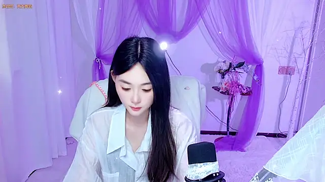 Snapshot of Tili_Lucky chatting on July 2, 3:23 am Tili Lucky online show from July 2, 3:23 am
