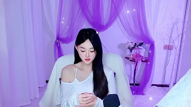 Snapshot of Tili_Lucky chatting on July 5, 1:23 am Tili Lucky online show from July 5, 1:23 am