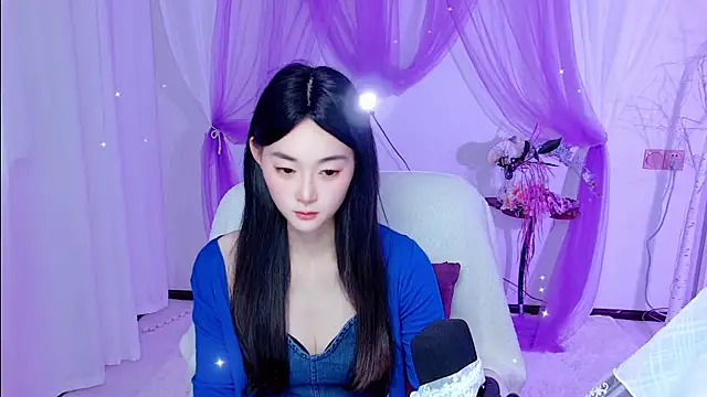 Snapshot of Tili_Lucky chatting on July 9, 1:09 am Tili Lucky online show from July 9, 1:09 am