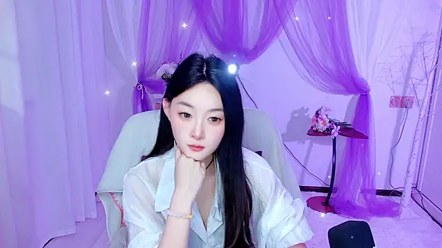 Snapshot of Tili_Lucky chatting on July 22, 12:46 am Tili Lucky online show from July 22, 12:46 am