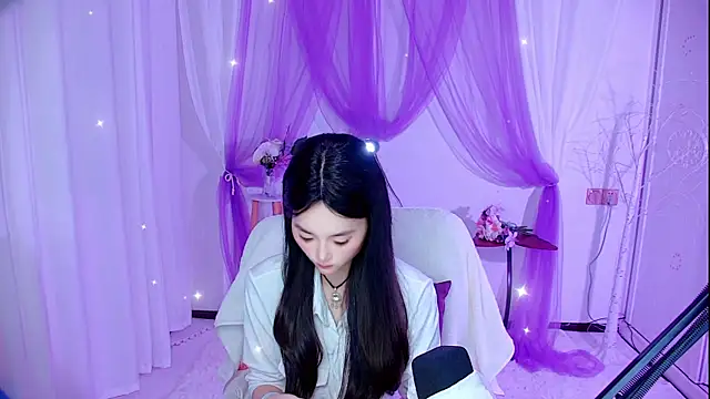 Snapshot of Tili_Lucky chatting on August 1, 1:16 am Tili Lucky online show from August 1, 1:16 am