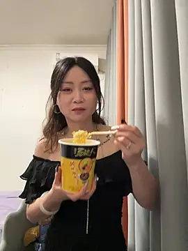 Snapshot of huihui_520 chatting on May 15, 7:04 am huihui 520 online show from May 15, 7:04 am