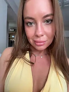 Snapshot of -Ashley_Stone- chatting on May 15, 10:55 am -Ashley Stone- online show from May 15, 10:55 am