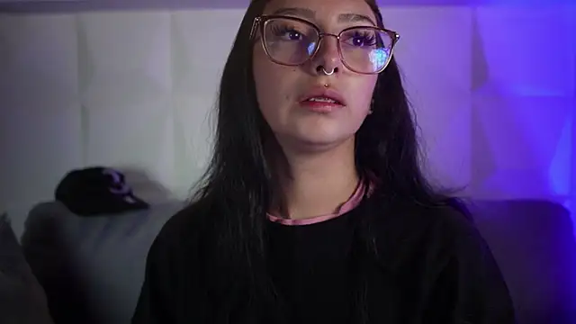 Snapshot of zara_bliss chatting on July 21, 11:01 am zara bliss online show from July 21, 11:01 am