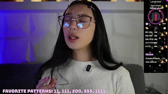 Snapshot of zara_bliss chatting on August 7, 11:12 am zara bliss online show from August 7, 11:12 am