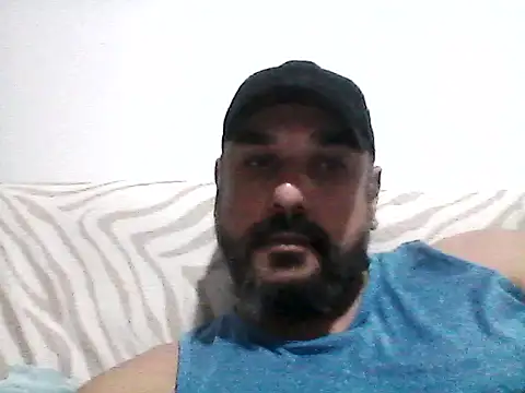 Snapshot of stallony chatting on August 4, 9:28 pm stallony online show from August 4, 9:28 pm