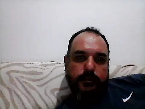 Snapshot of stallony chatting on August 9, 10:36 pm stallony online show from August 9, 10:36 pm