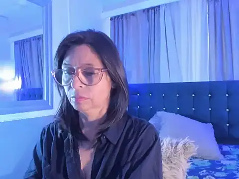 Snapshot of lena_gray chatting on June 11, 2:48 pm lena gray online show from June 11, 2:48 pm