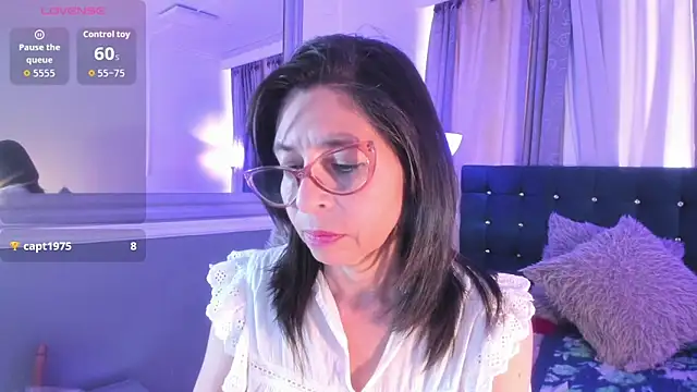 Snapshot of lena_gray chatting on June 21, 2:41 pm lena gray online show from June 21, 2:41 pm