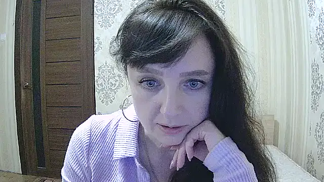 Snapshot of NicoleXRose chatting on May 11, 11:13 pm NicoleXRose online show from May 11, 11:13 pm