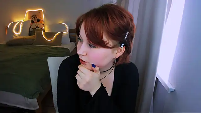 MiaLacrice online show from June 27, 11:48 am