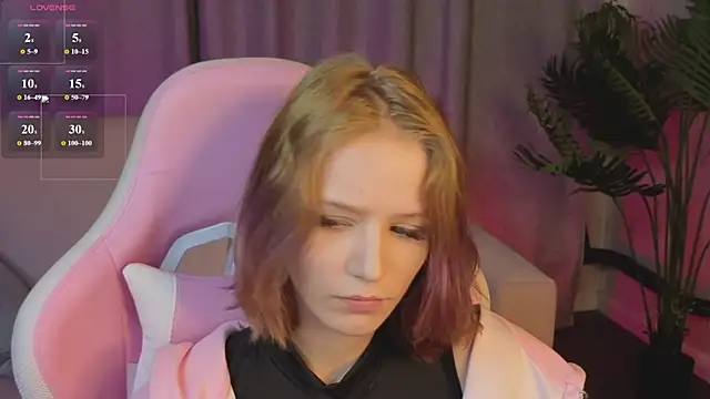 AliceJohansone online show from June 20, 1:19 am