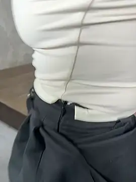 Snapshot of SophiePale chatting on February 5, 9:25 am SophiePale online show from February 5, 9:25 am