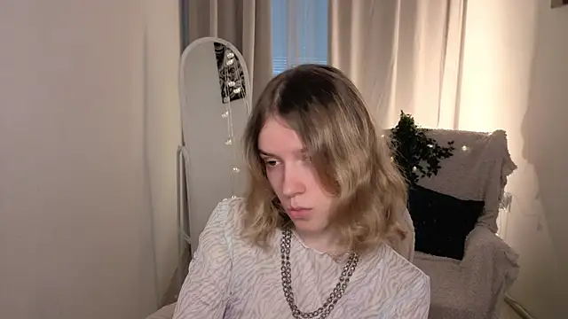 MilanaRayy online show from June 16, 5:32 am