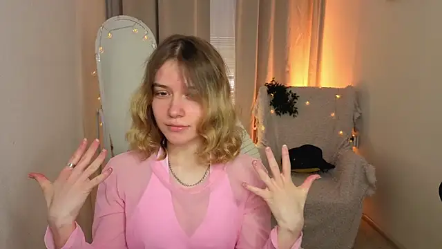 MilanaRayy online show from July 3, 5:36 am