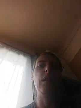 Snapshot of Ramonacoco chatting on June 1, 9:11 am Ramonacoco online show from June 1, 9:11 am