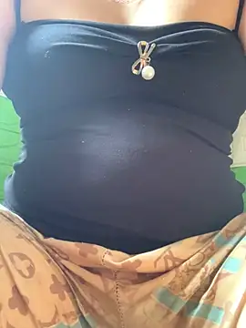 Lynaa244 online show from June 21, 8:28 am