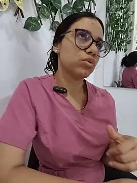 Snapshot of alanahot94 chatting on June 14, 6:43 pm alanahot94 online show from June 14, 6:43 pm