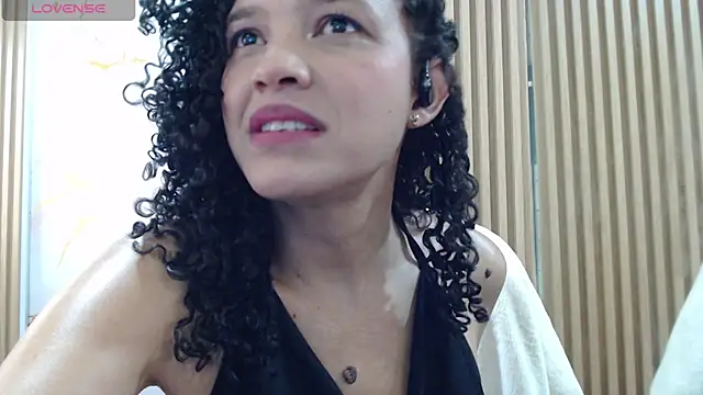 Jazlin Sg online show from June 9, 1:34 pm