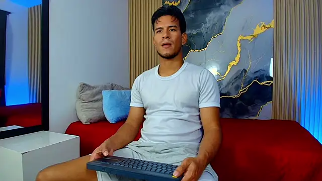 JacobWolf   online show from June 5, 7:52 pm