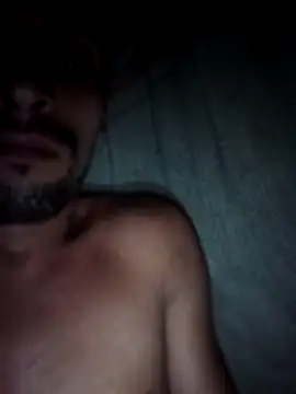 Snapshot of lucaspauzudo chatting on July 26, 7:37 am lucaspauzudo online show from July 26, 7:37 am