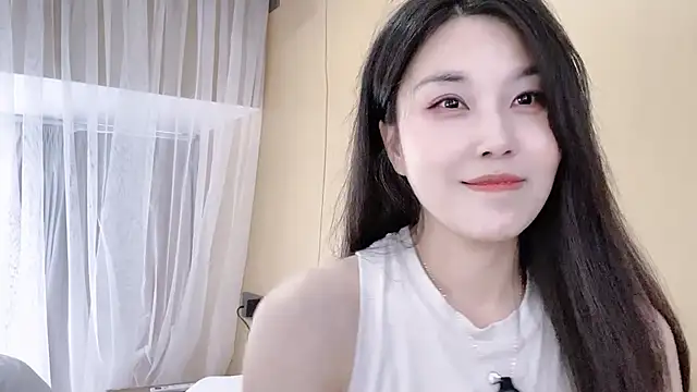 Snapshot of Emma_qiqi chatting on May 19, 4:19 am Emma qiqi online show from May 19, 4:19 am