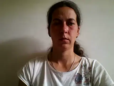 Snapshot of DanicaFey chatting on July 5, 10:44 am DanicaFey online show from July 5, 10:44 am