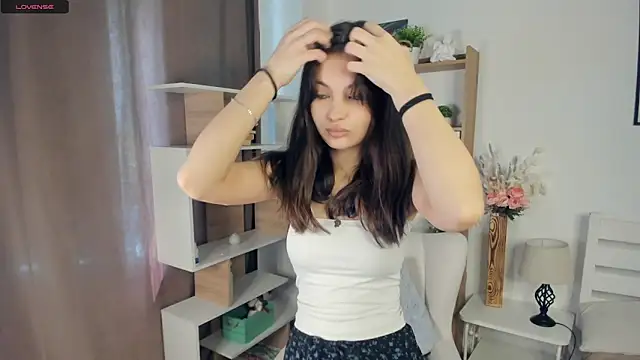 Snapshot of LupitaSolt chatting on May 13, 8:12 am LupitaSolt online show from May 13, 8:12 am