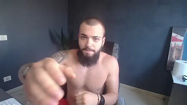 OscarWillss online show from June 25, 4:45 am