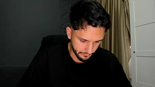 TroyWadee online show from June 2, 4:03 am