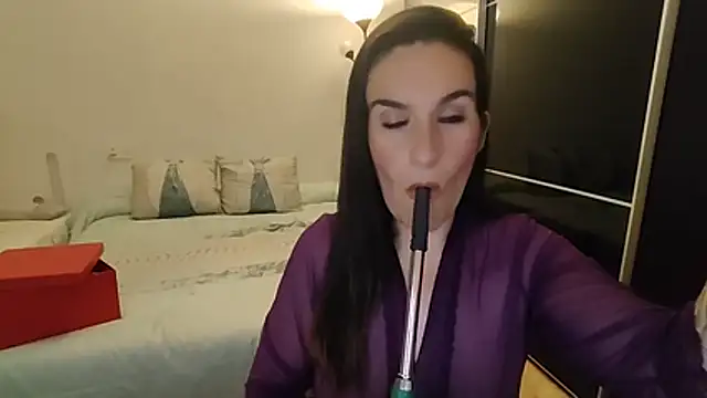 Snapshot of aurasensual69 chatting on June 19, 10:35 pm aurasensual69 online show from June 19, 10:35 pm