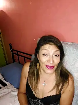 Snapshot of MilfLady69 chatting on May 10, 3:55 am MilfLady69 online show from May 10, 3:55 am