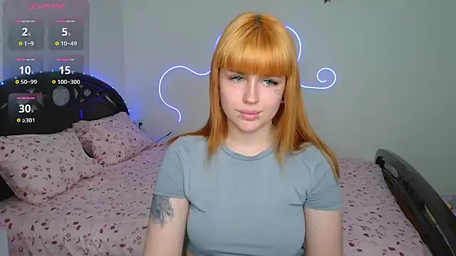 VelvetEmber online show from June 12, 2:38 pm