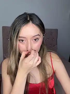 Sarisloves online show from May 19, 1:56 am