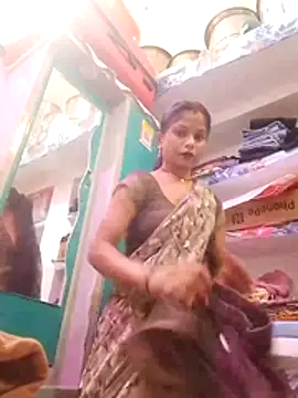 Snapshot of CHANDNi_700 chatting on June 4, 12:44 pm CHANDNi 700 online show from June 4, 12:44 pm